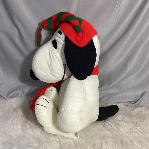 XL Peanuts Vintage 21” Snoopy Plush Pillow Toy - Picture 4 of 8